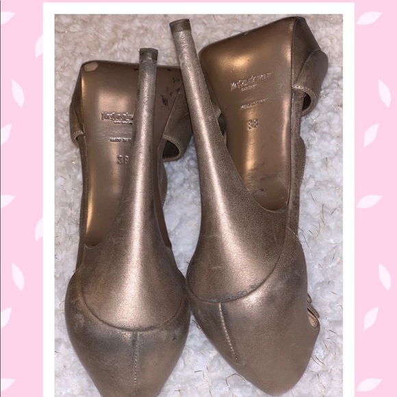 Yves Saint Laurent Gold strappy platform pumps - Picture 6 of 6